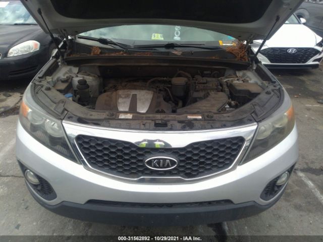 Photo 9 VIN: 5XYKU4A20CG189736 - KIA SORENTO 