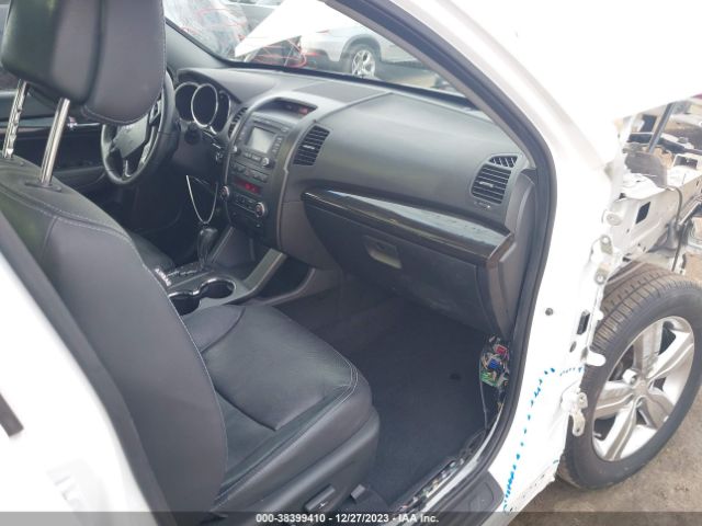 Photo 4 VIN: 5XYKU4A21DG319296 - KIA SORENTO 