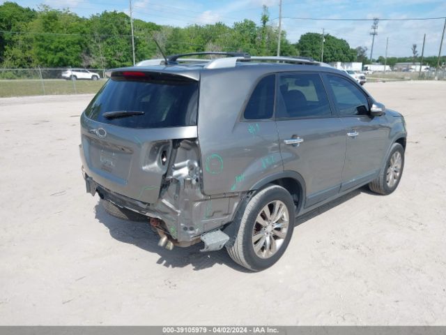 Photo 3 VIN: 5XYKU4A22BG182432 - KIA SORENTO 