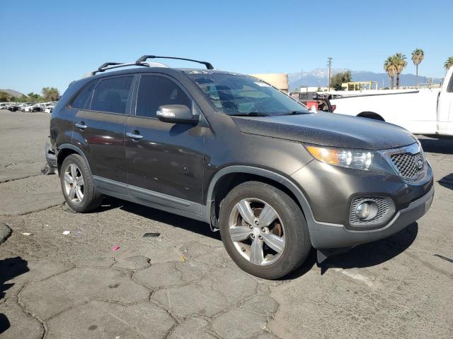 Photo 3 VIN: 5XYKU4A22DG329691 - KIA SORENTO EX 