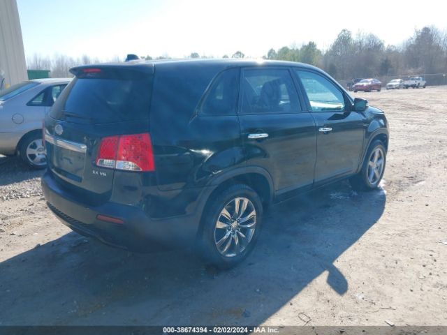 Photo 3 VIN: 5XYKU4A23BG031146 - KIA SORENTO 