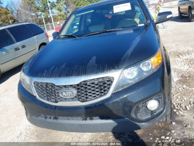 Photo 5 VIN: 5XYKU4A23BG031146 - KIA SORENTO 