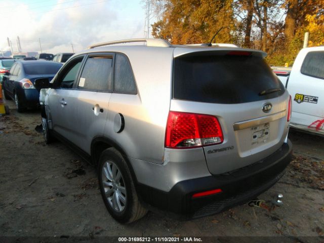 Photo 2 VIN: 5XYKU4A23BG080847 - KIA SORENTO 