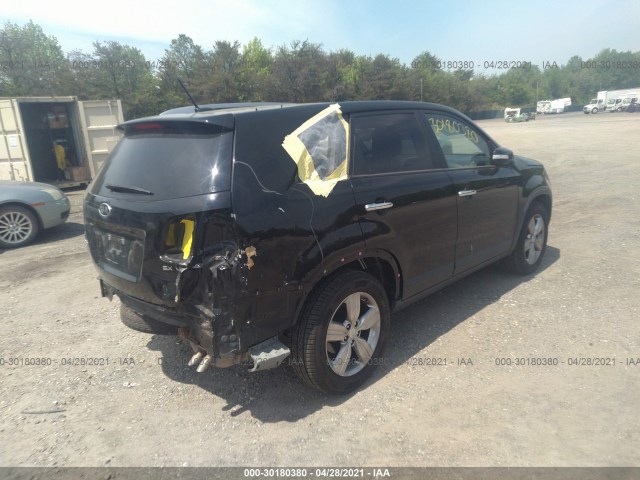 Photo 3 VIN: 5XYKU4A23DG387633 - KIA SORENTO 