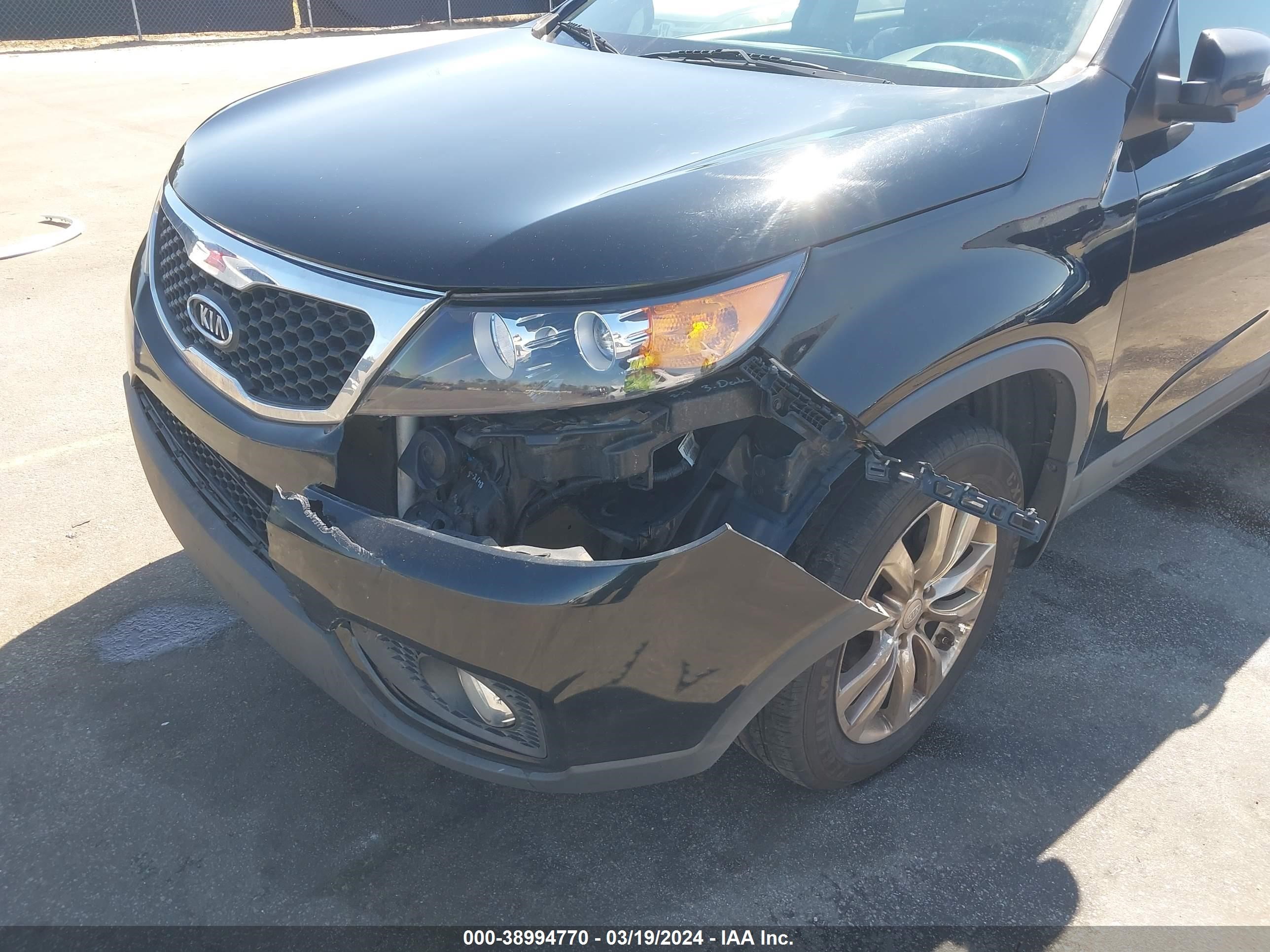 Photo 5 VIN: 5XYKU4A24BG097916 - KIA SORENTO 