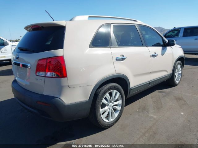 Photo 3 VIN: 5XYKU4A24BG117386 - KIA SORENTO 