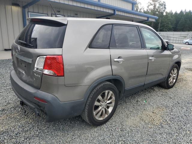 Photo 2 VIN: 5XYKU4A25BG017099 - KIA SORENTO EX 