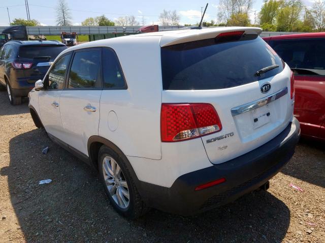 Photo 2 VIN: 5XYKU4A25BG025882 - KIA SORENTO EX 