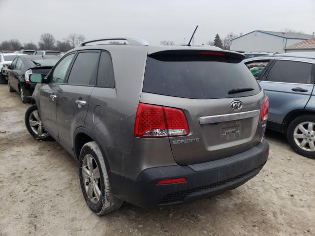 Photo 2 VIN: 5XYKU4A25DG390761 - KIA SORENTO EX 