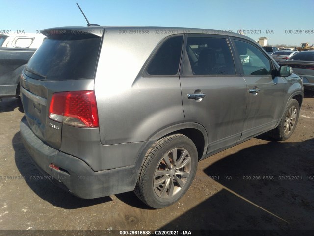 Photo 3 VIN: 5XYKU4A26BG010923 - KIA SORENTO 