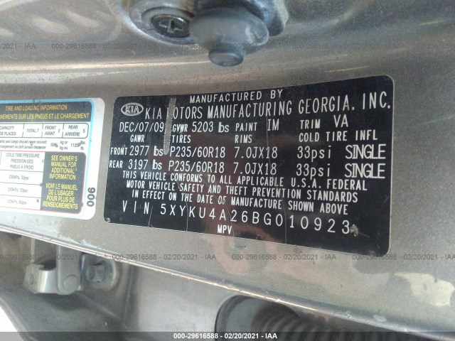 Photo 8 VIN: 5XYKU4A26BG010923 - KIA SORENTO 