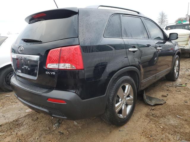 Photo 2 VIN: 5XYKU4A27DG384220 - KIA SORENTO EX 