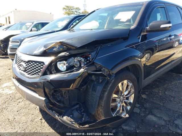 Photo 5 VIN: 5XYKU4A28BG023169 - KIA SORENTO 