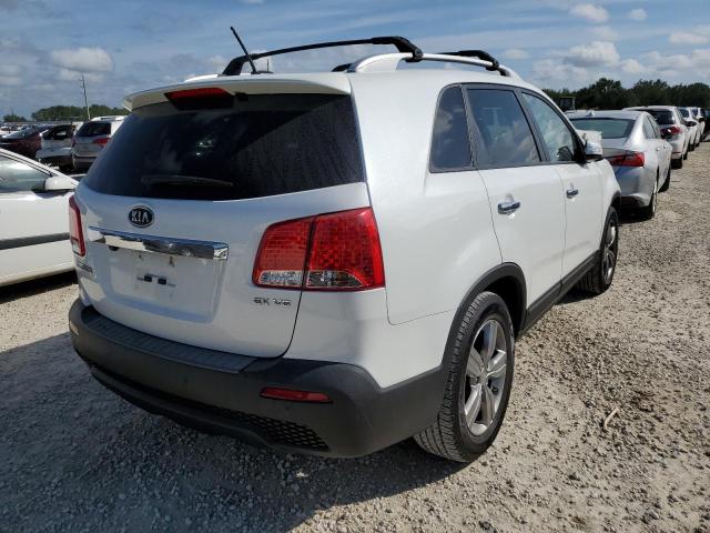 Photo 2 VIN: 5XYKU4A28CG303028 - KIA SORENTO EX 