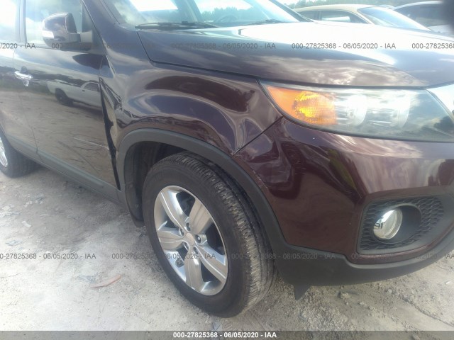 Photo 5 VIN: 5XYKU4A28DG393847 - KIA SORENTO 