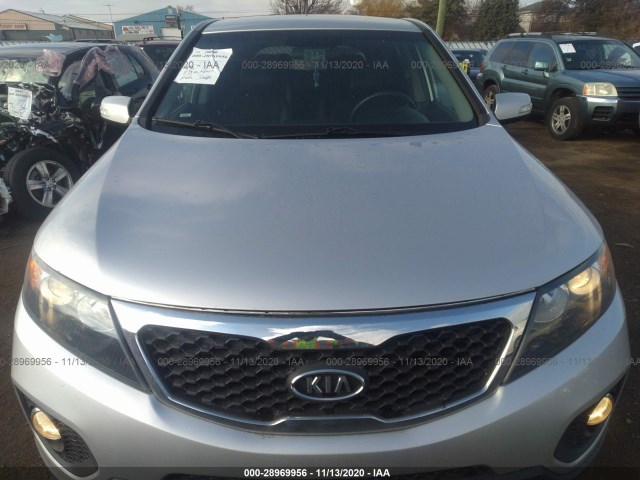 Photo 5 VIN: 5XYKU4A29BG003884 - KIA SORENTO 