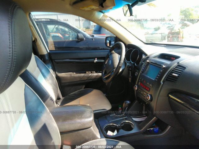 Photo 4 VIN: 5XYKU4A29BG023472 - KIA SORENTO 