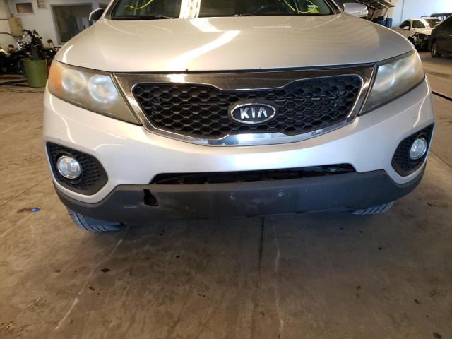 Photo 8 VIN: 5XYKU4A29BG026811 - KIA SORENTO EX 