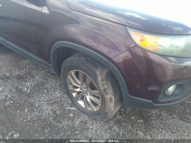 Photo 5 VIN: 5XYKU4A29BG047559 - KIA SORENTO 