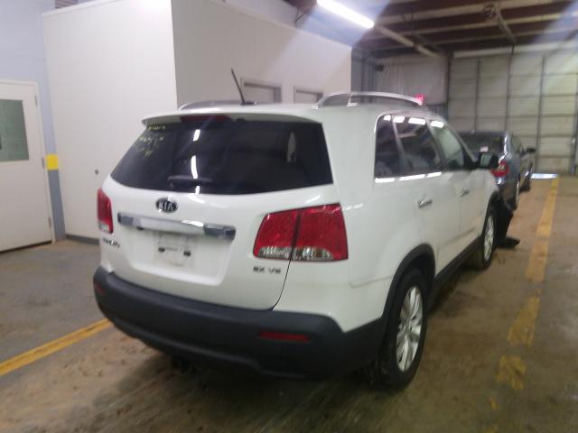 Photo 3 VIN: 5XYKU4A29BG075104 - KIA SORENTO EX 