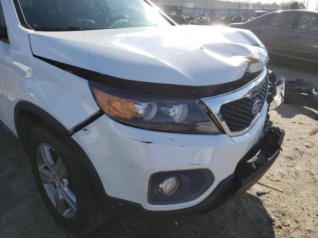 Photo 8 VIN: 5XYKU4A29DG394392 - KIA SORENTO EX 