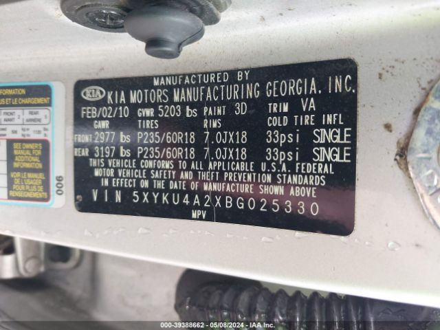 Photo 8 VIN: 5XYKU4A2XBG025330 - KIA SORENTO 