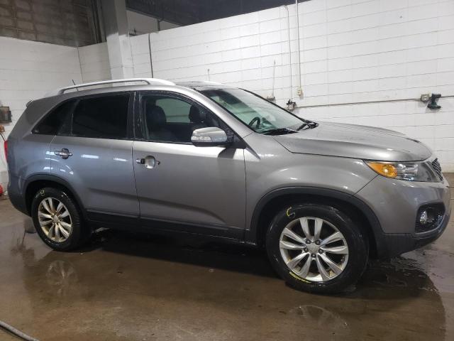 Photo 3 VIN: 5XYKU4A2XBG042371 - KIA SORENTO EX 