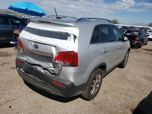 Photo 3 VIN: 5XYKU4A2XBG126528 - KIA SORENTO EX 