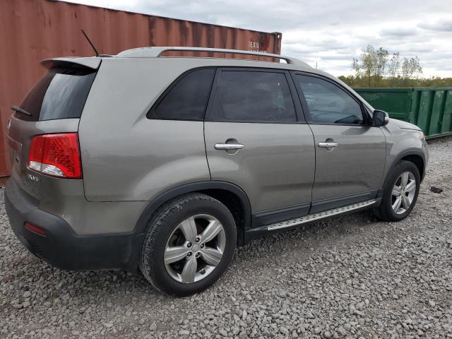 Photo 2 VIN: 5XYKU4A2XCG289827 - KIA SORENTO EX 