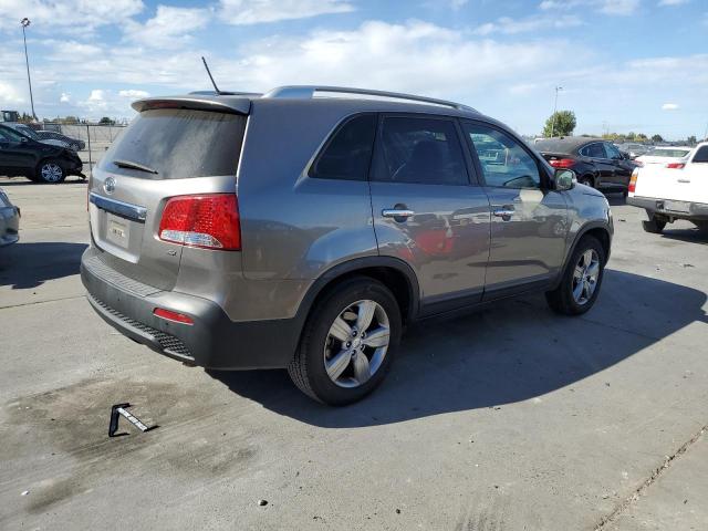 Photo 2 VIN: 5XYKU4A63DG395038 - KIA SORENTO EX 