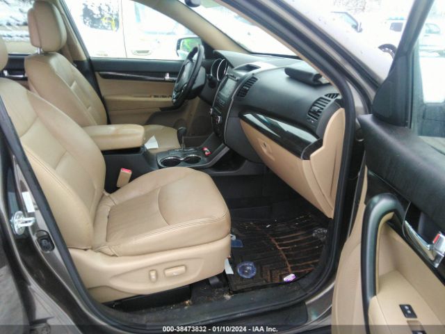 Photo 4 VIN: 5XYKU4A64DG417760 - KIA SORENTO 