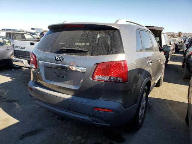 Photo 3 VIN: 5XYKU4A64DG417869 - KIA SORENTO EX 