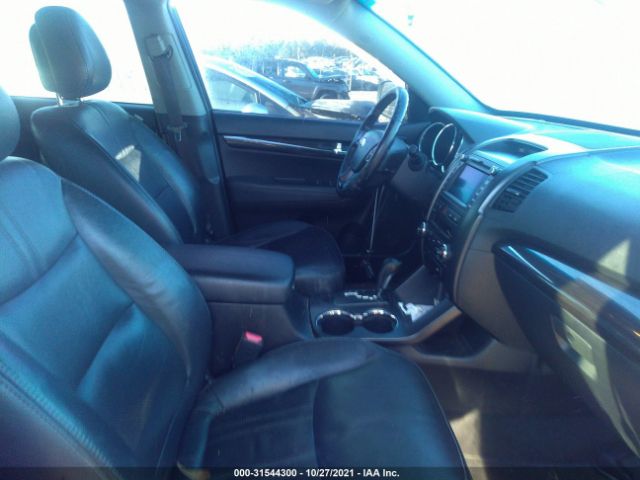 Photo 4 VIN: 5XYKU4A66CG272509 - KIA SORENTO 