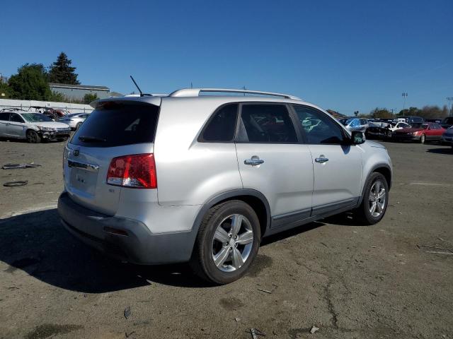 Photo 2 VIN: 5XYKU4A69CG244879 - KIA SORENTO 