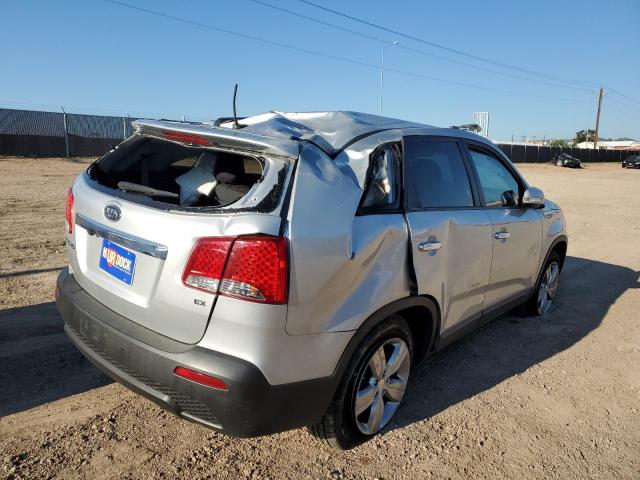 Photo 3 VIN: 5XYKU4A6XCG299678 - KIA SORENTO EX 