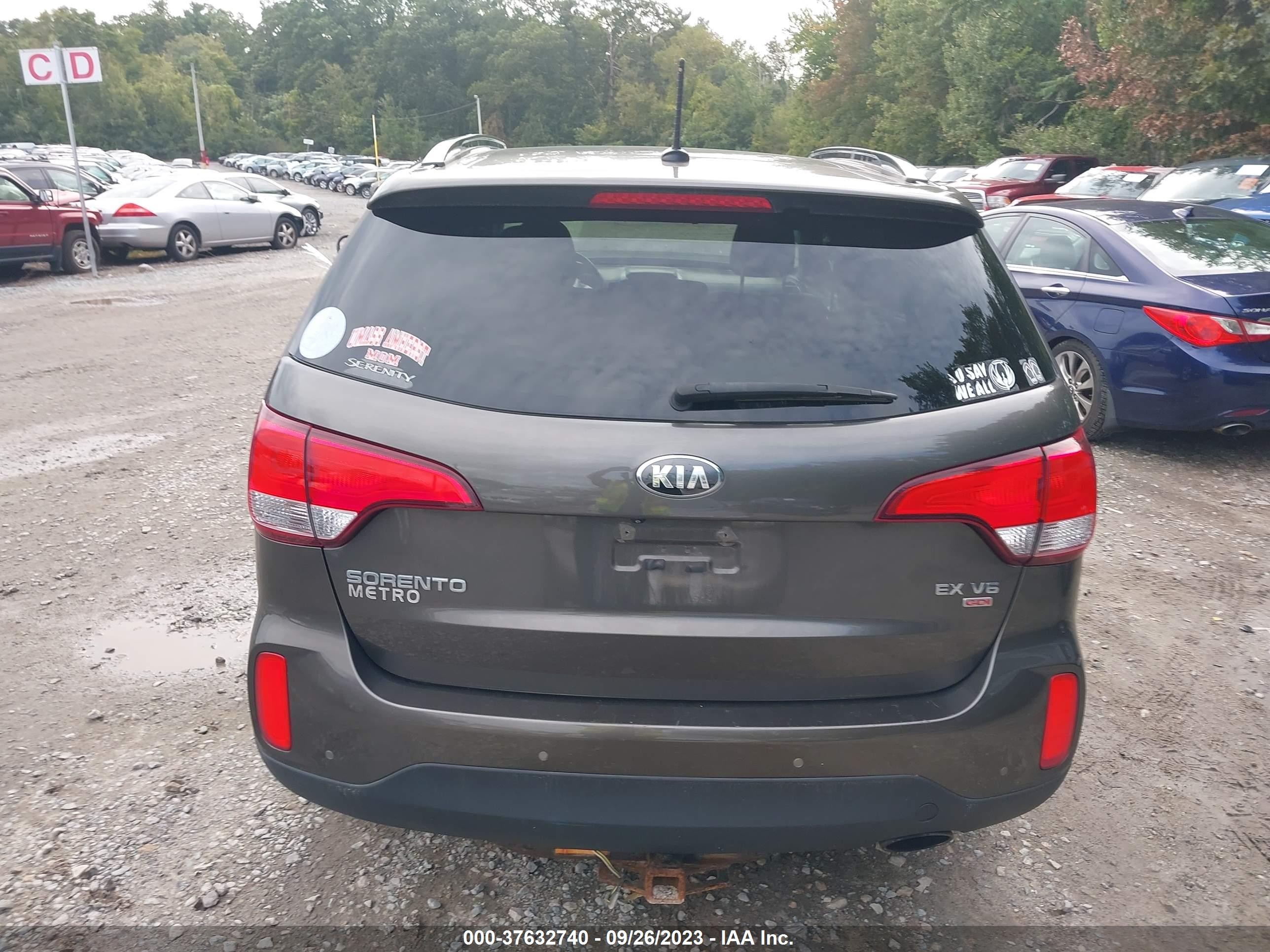 Photo 15 VIN: 5XYKU4A70EG491123 - KIA SORENTO 