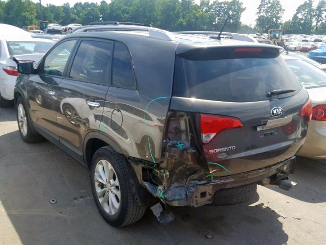 Photo 2 VIN: 5XYKU4A72FG577132 - KIA SORENTO EX 