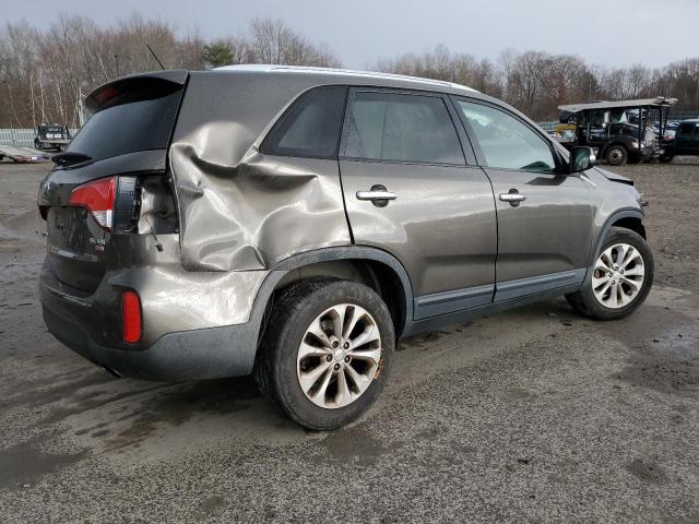 Photo 2 VIN: 5XYKU4A73EG530982 - KIA SORENTO EX 