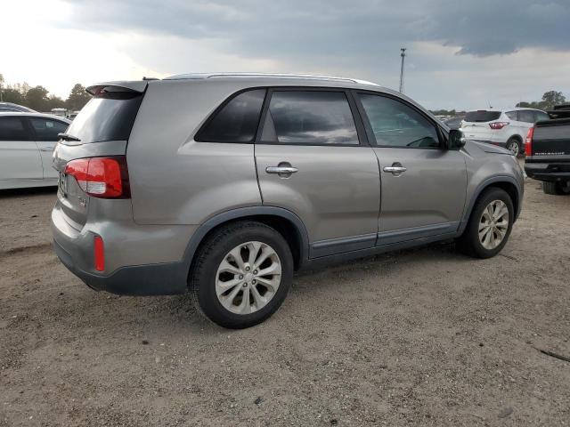 Photo 2 VIN: 5XYKU4A73FG563515 - KIA SORENTO EX 