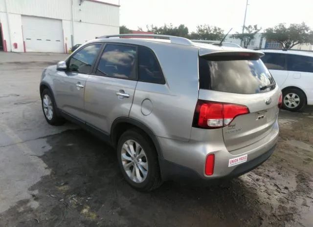 Photo 2 VIN: 5XYKU4A73FG639783 - KIA SORENTO 