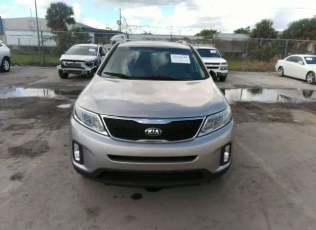 Photo 5 VIN: 5XYKU4A73FG639783 - KIA SORENTO 