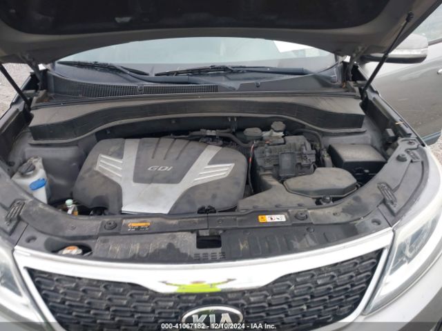 Photo 9 VIN: 5XYKU4A74FG642093 - KIA SORENTO 