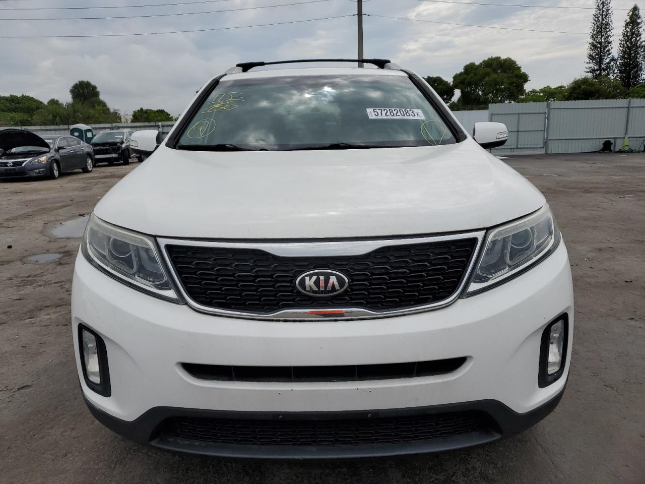 Photo 4 VIN: 5XYKU4A75EG431225 - KIA SORENTO 