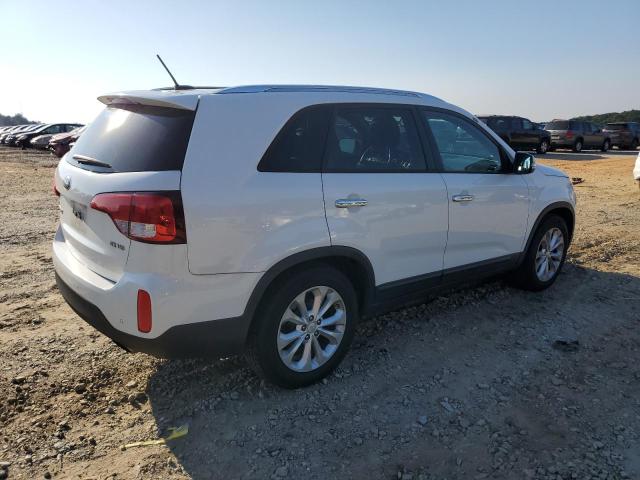 Photo 2 VIN: 5XYKU4A75FG599898 - KIA SORENTO EX 