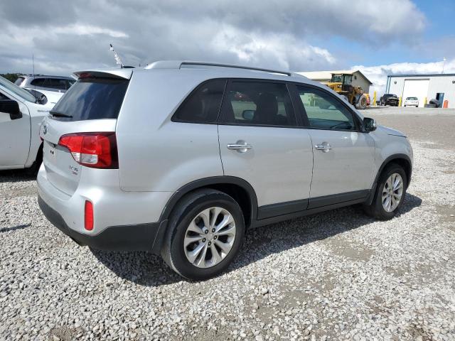 Photo 2 VIN: 5XYKU4A76EG521421 - KIA SORENTO EX 