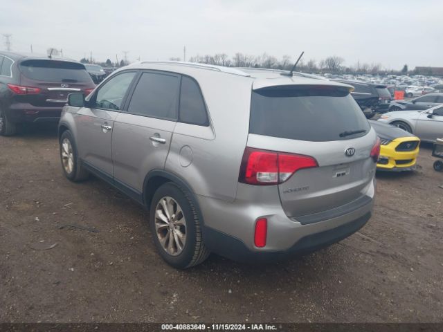 Photo 2 VIN: 5XYKU4A77FG598297 - KIA SORENTO 