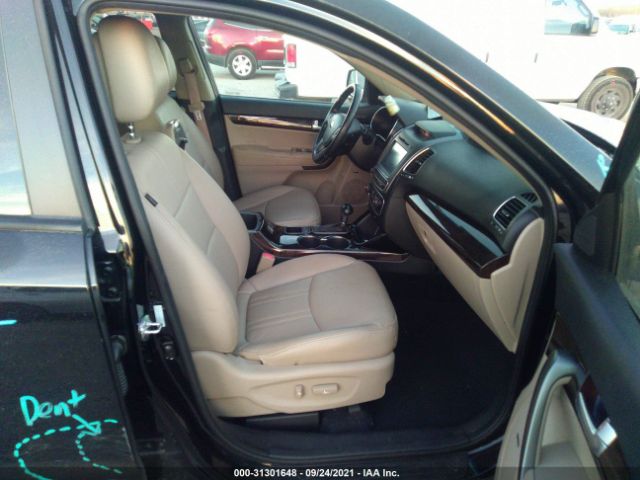 Photo 4 VIN: 5XYKU4A79EG512387 - KIA SORENTO 