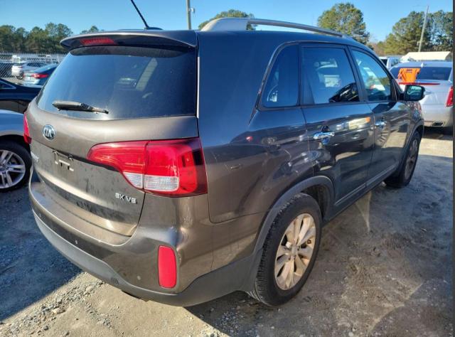 Photo 3 VIN: 5XYKU4A79FG573594 - KIA SORENTO 