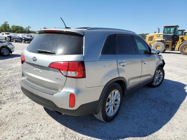 Photo 3 VIN: 5XYKU4A79FG594560 - KIA SORENTO EX 