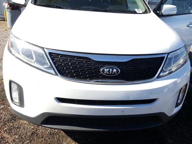 Photo 8 VIN: 5XYKU4A7XEG431186 - KIA SORENTO EX 